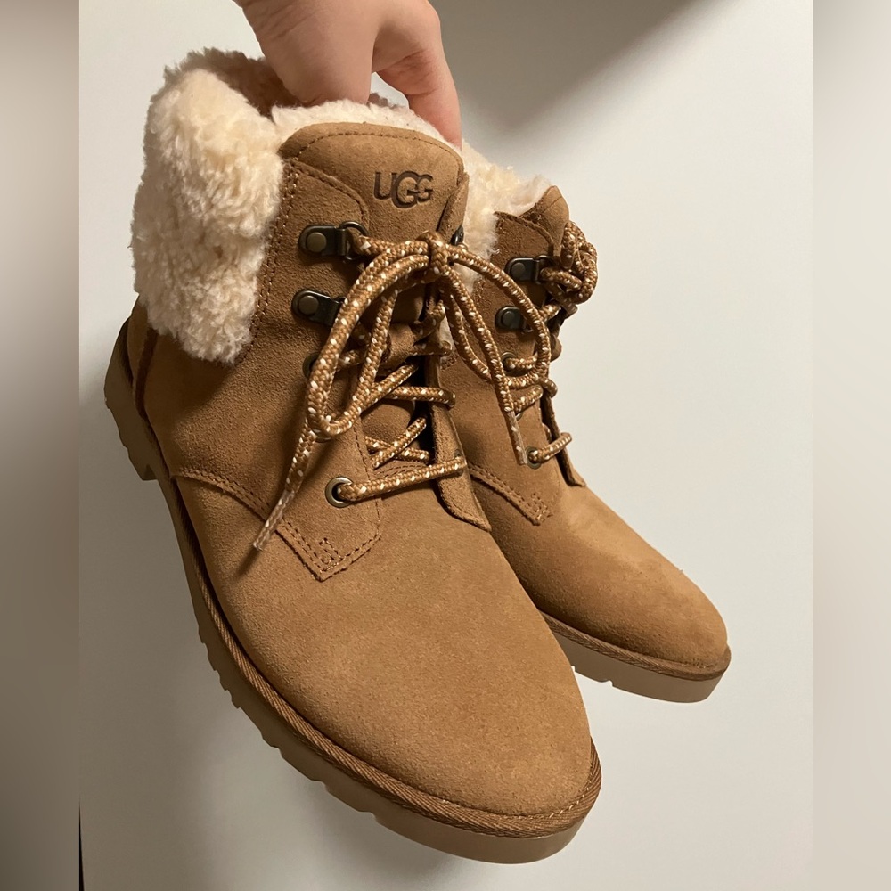 UGG Romely Heritage Lace Boot